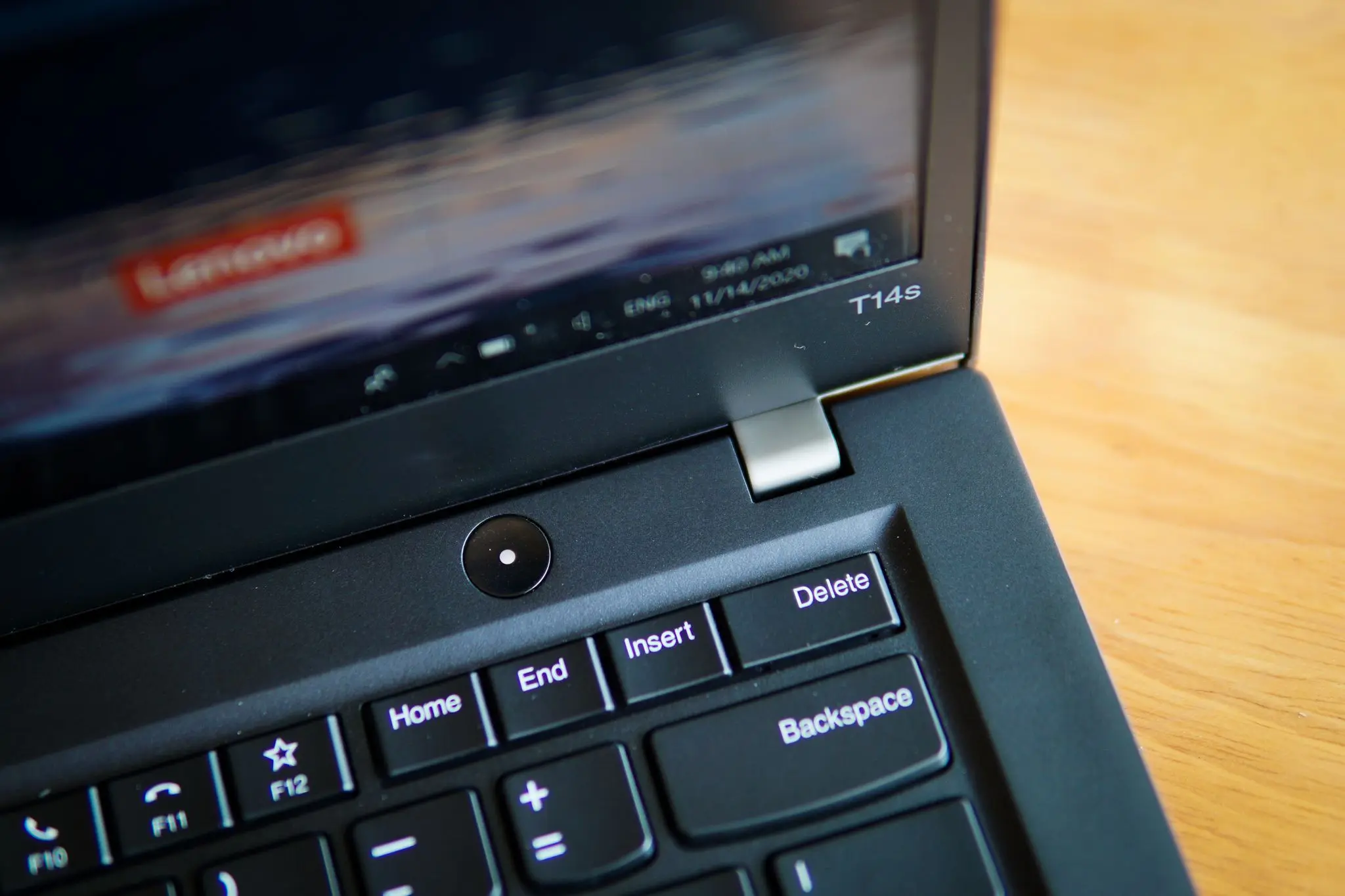 laptop-thinkpad-moi-gia-34-trieu-dong-7